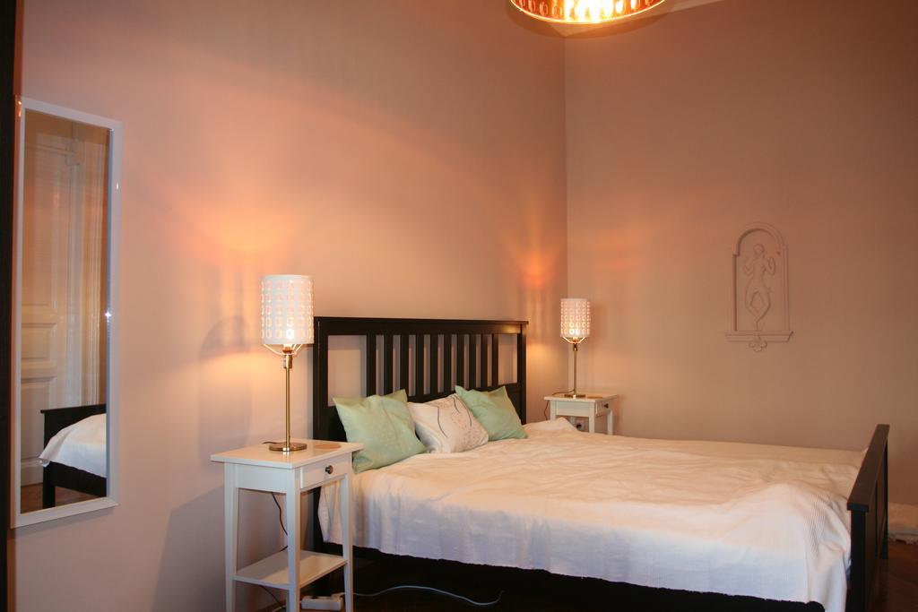 Diamonds Apartment With 2 Rooms Near Guzsdu Udvar Budapest Eksteriør bilde